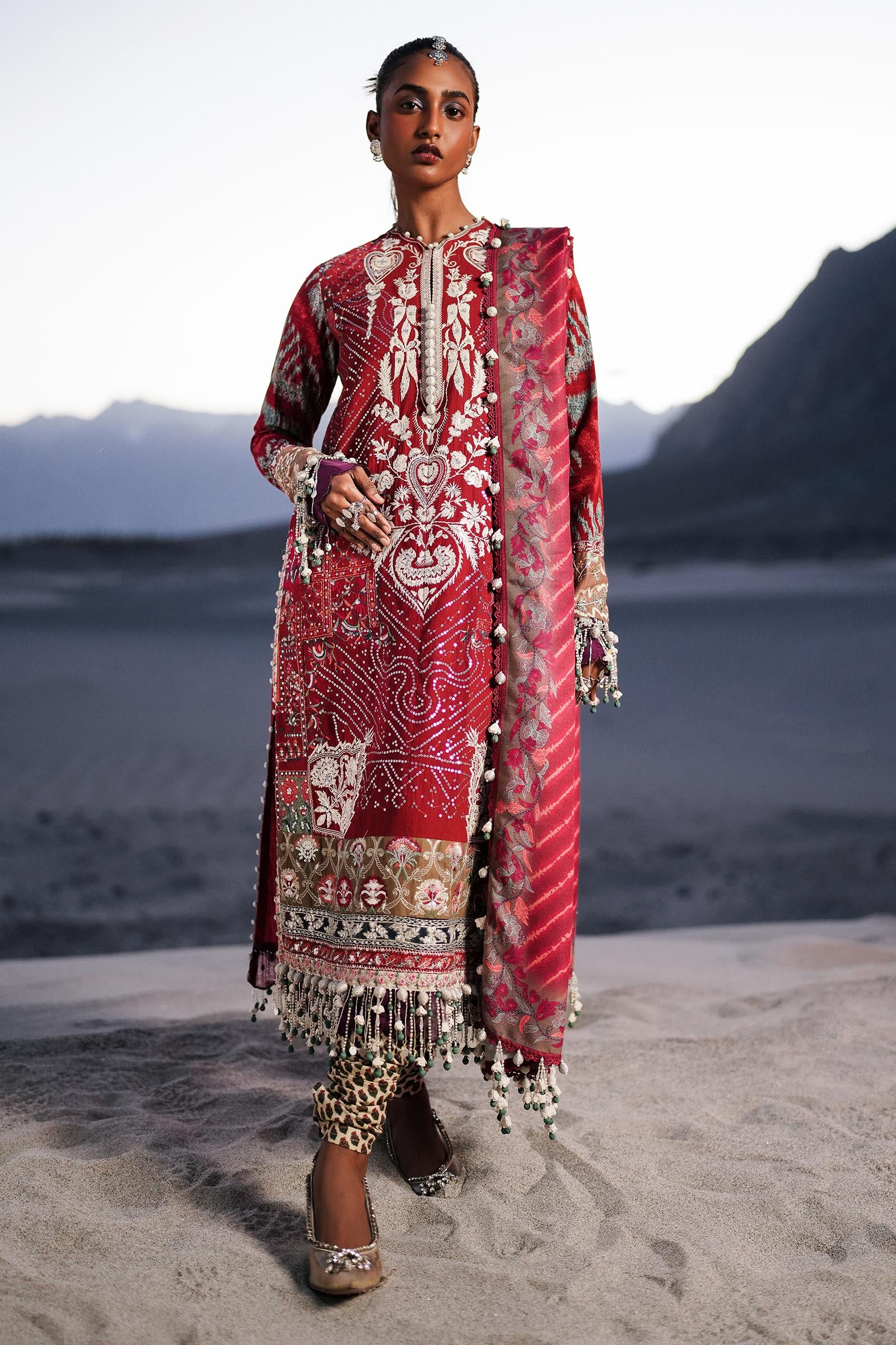 Unstitched Slub 3 Piece Suit Main image