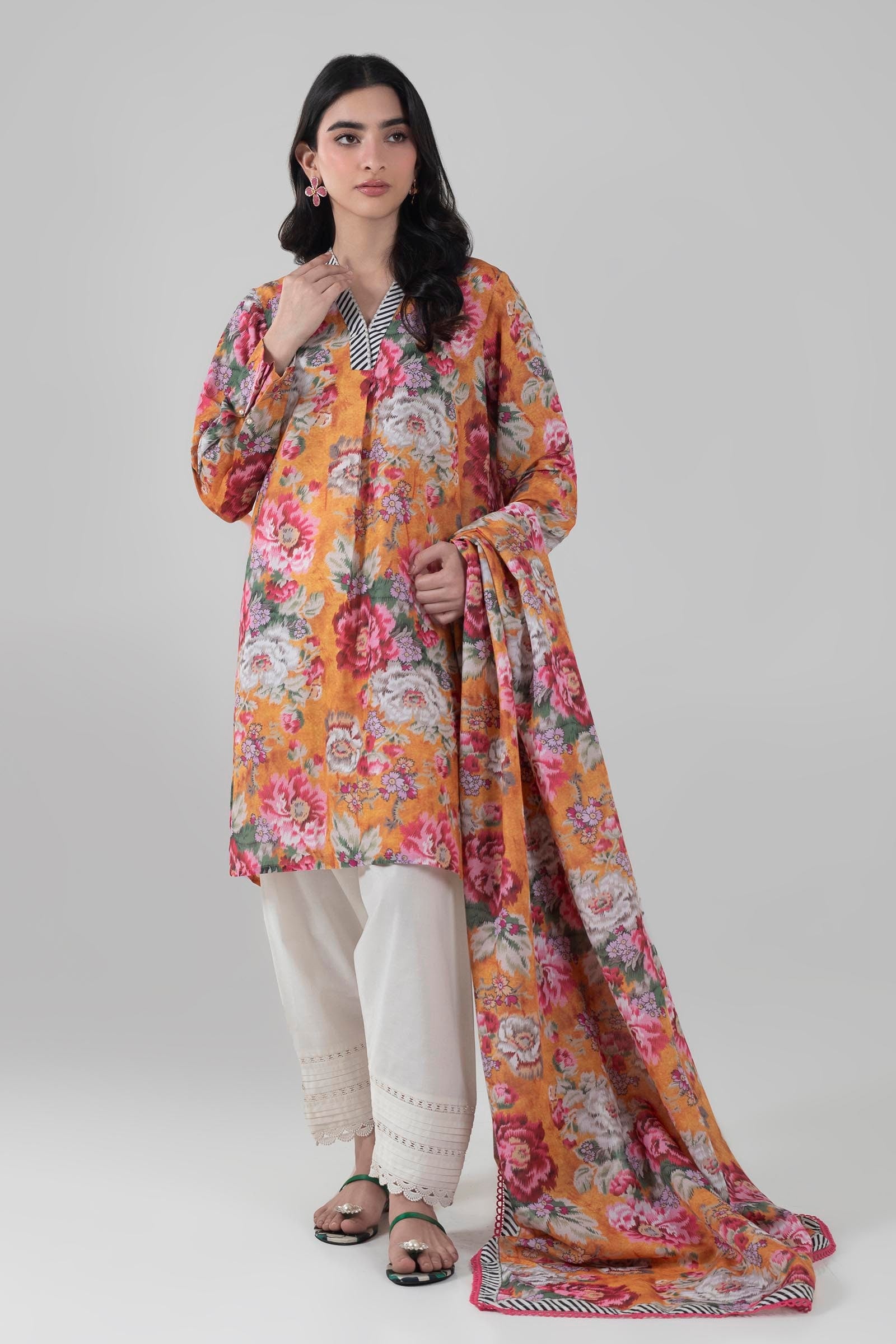Printed Lawn Dupatta Main image