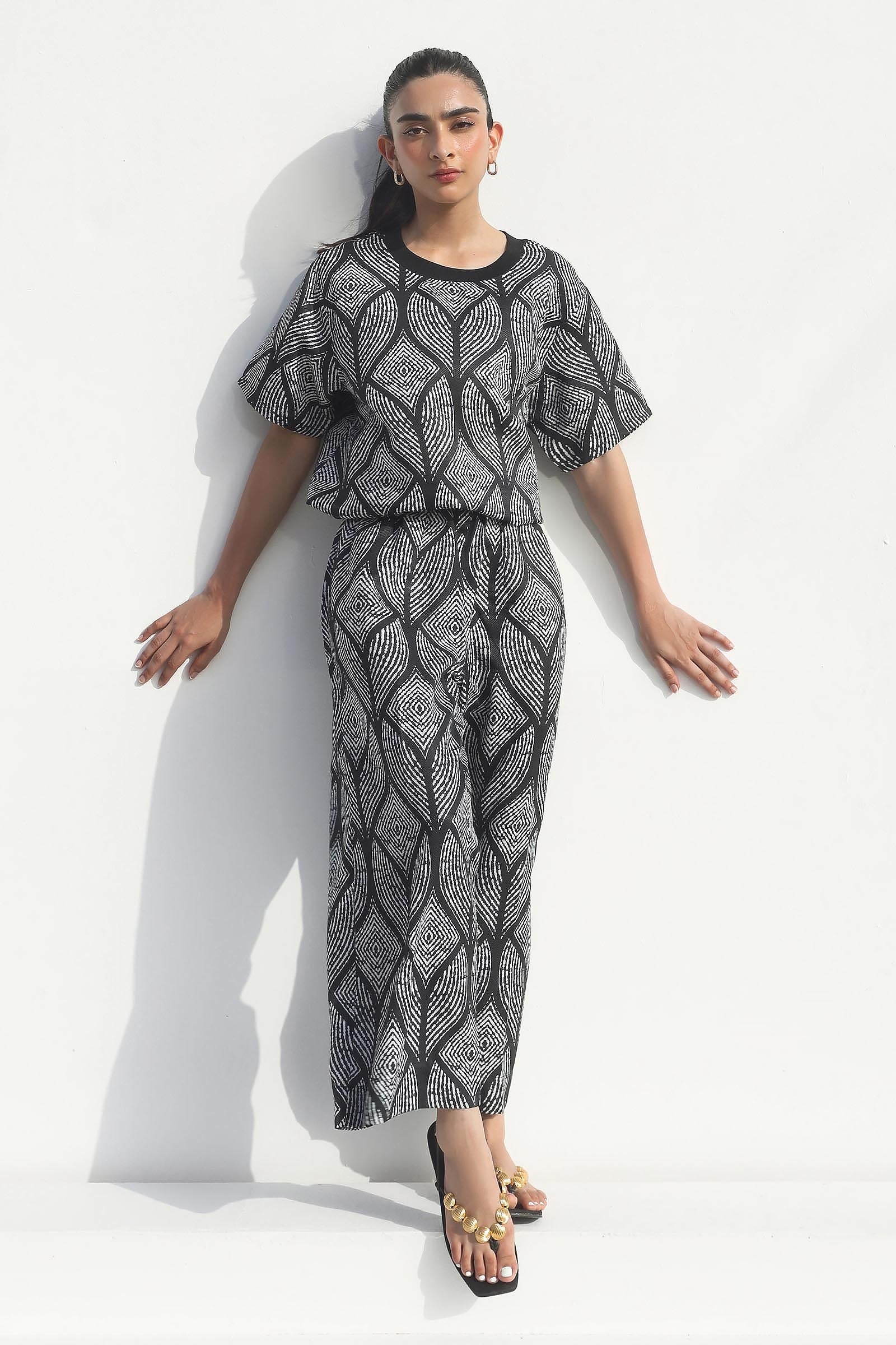Stitched Black & White Co-ord + Culotte Main image