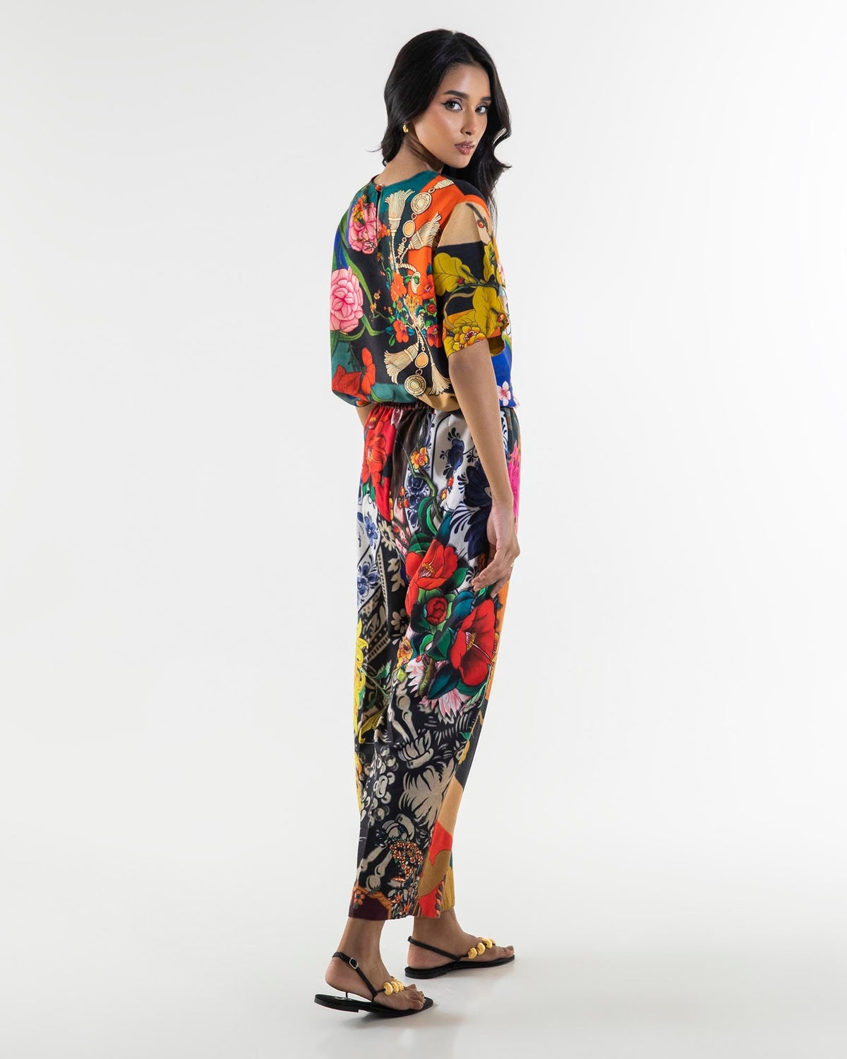 SS24WSU907 (Resort Wear/Print Party)