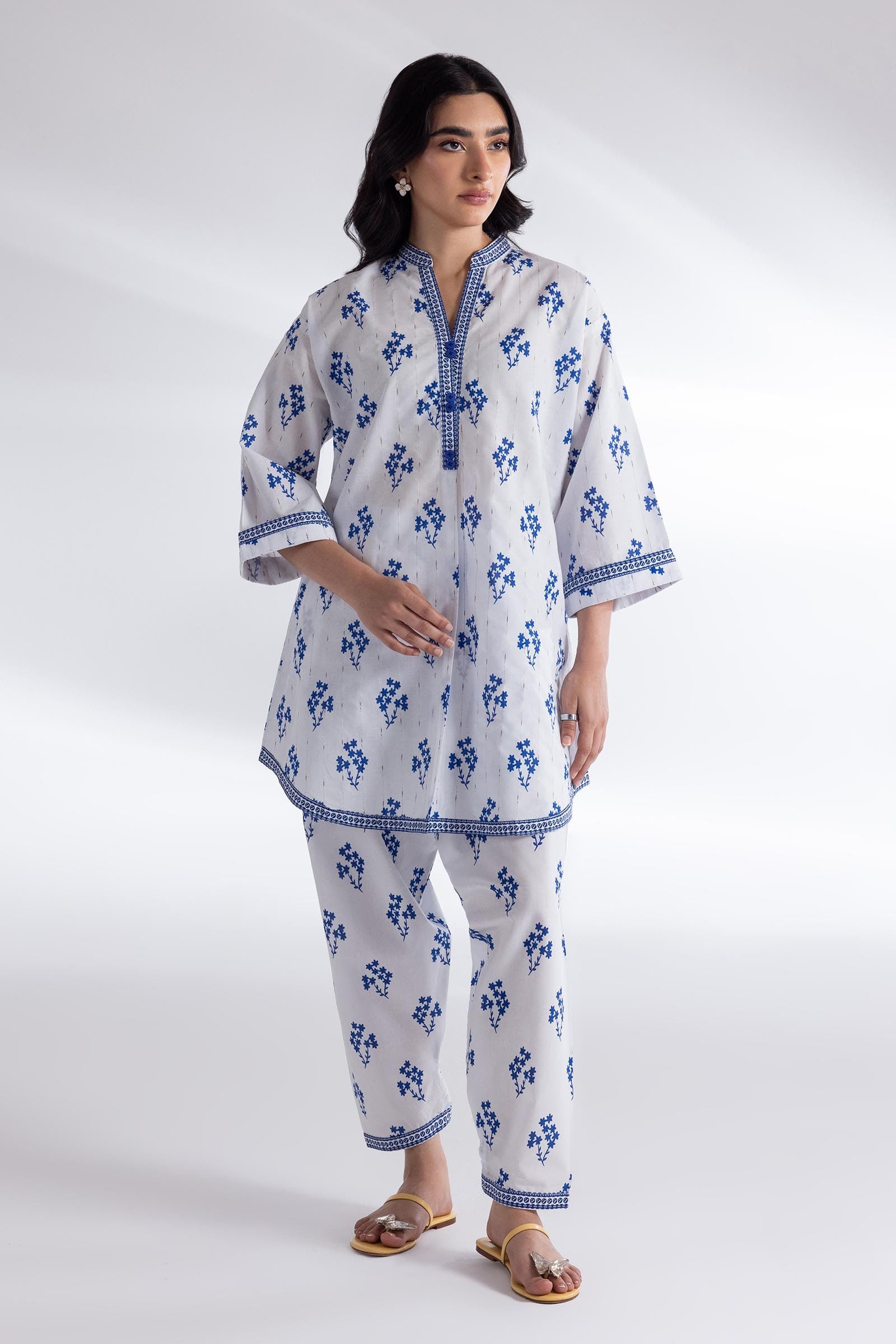 Stitched Basic Shirt + Bottom Main image
