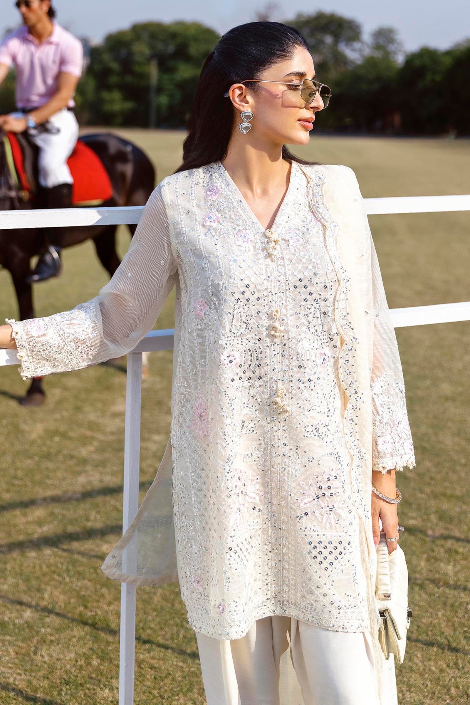 Stitched Slub Dupatta Main image