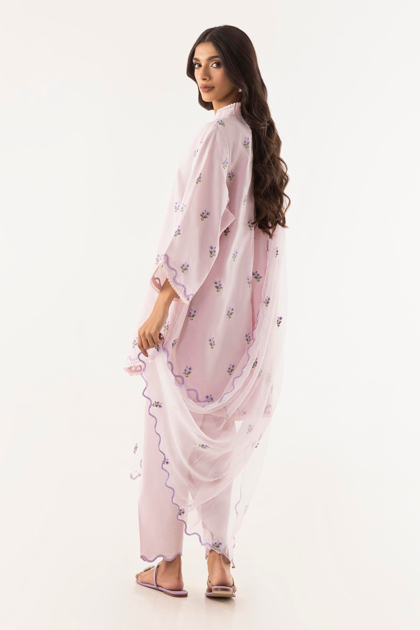 Stitched Embroidered Chiffon Dupatta Secondary image