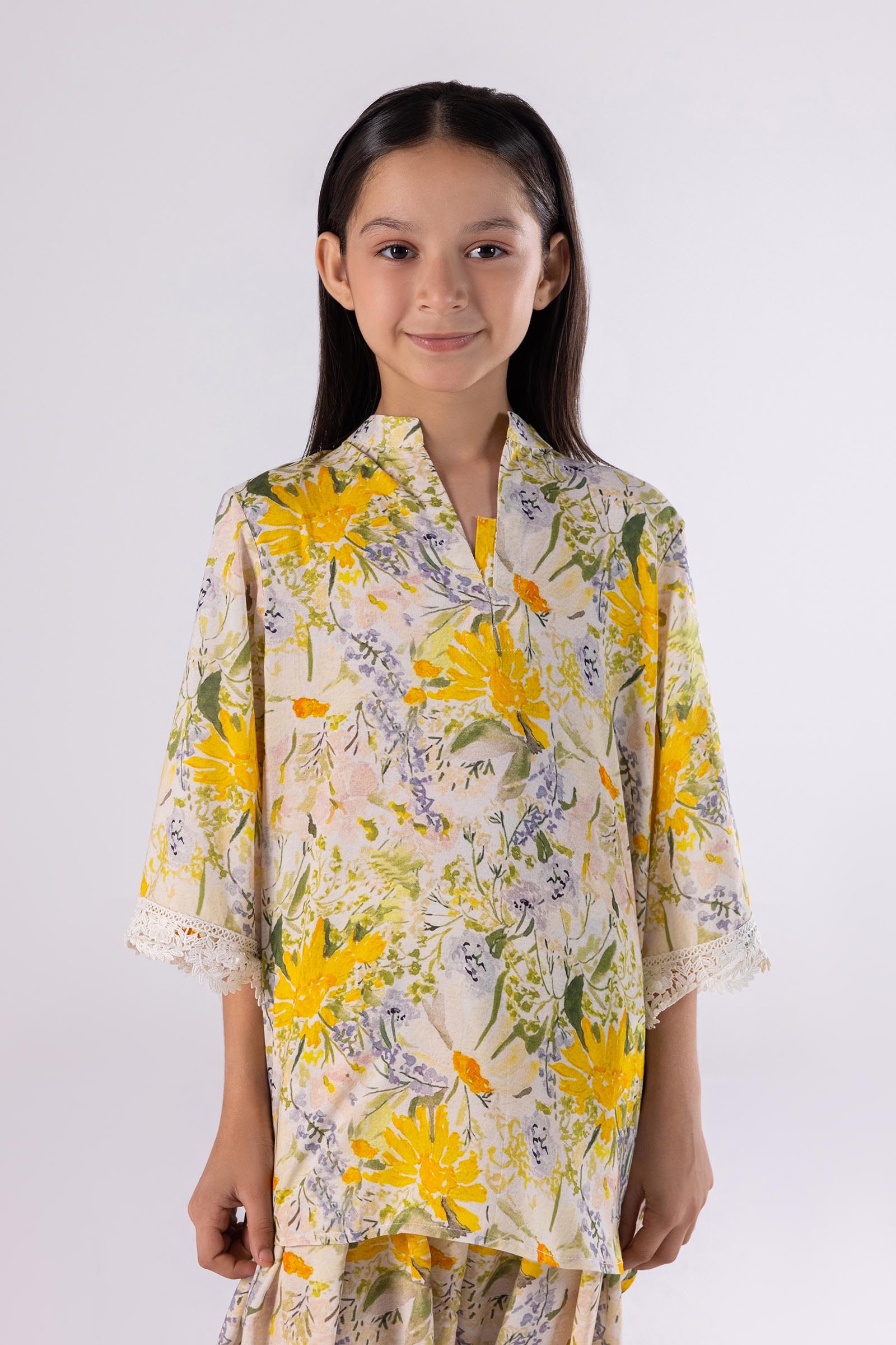 Stitched Kids Printed Linen Set Secondary image
