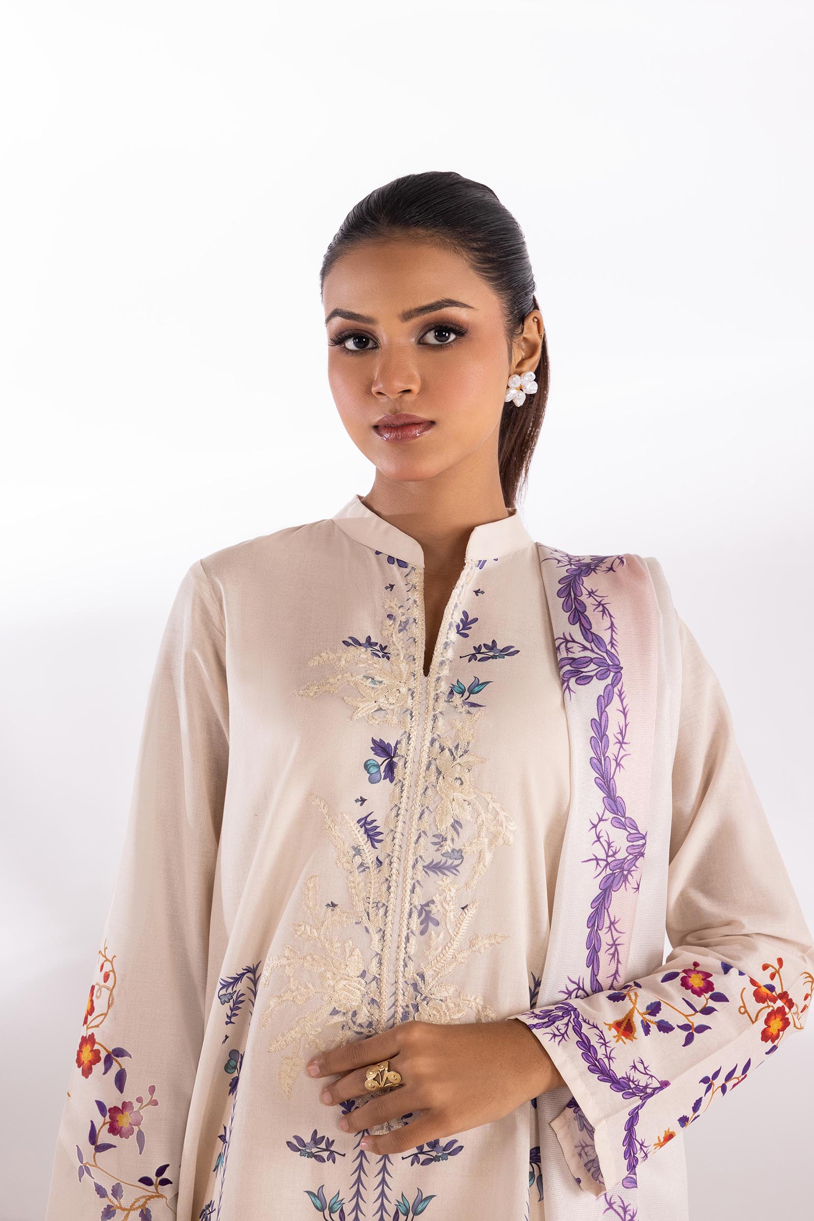 Stitched Mahay Lawn Suit Secondary image