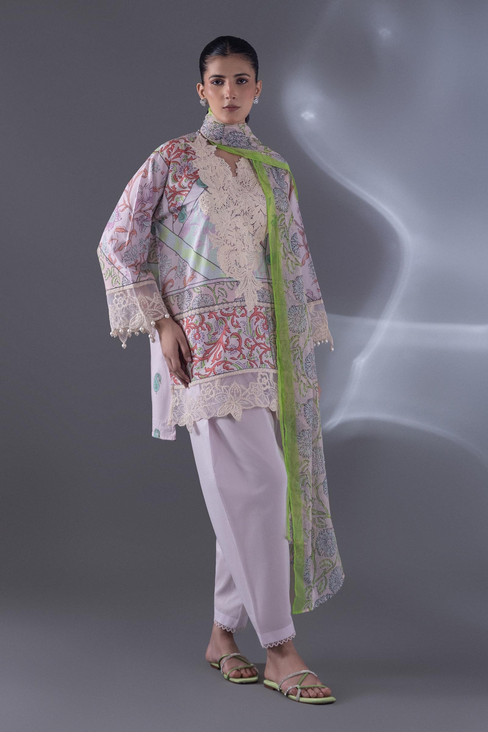 Stitched Lawn Suit Main image