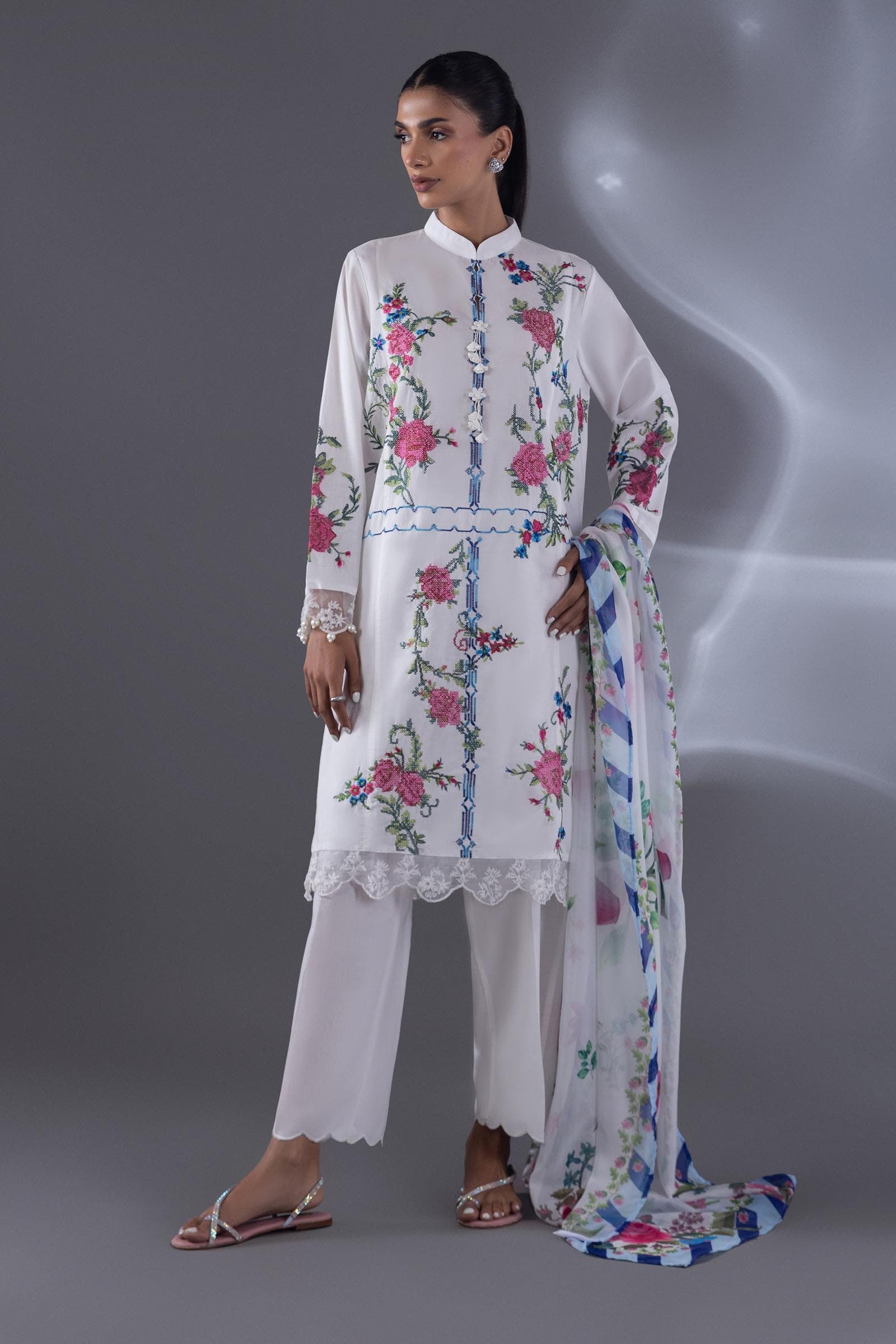 Stitched Lawn Suit Main image