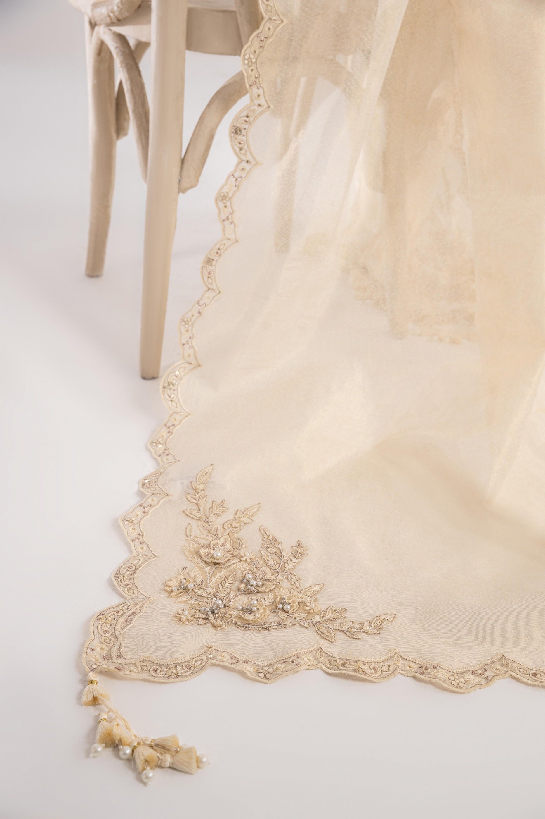 Stitched Signature Dupatta Main image