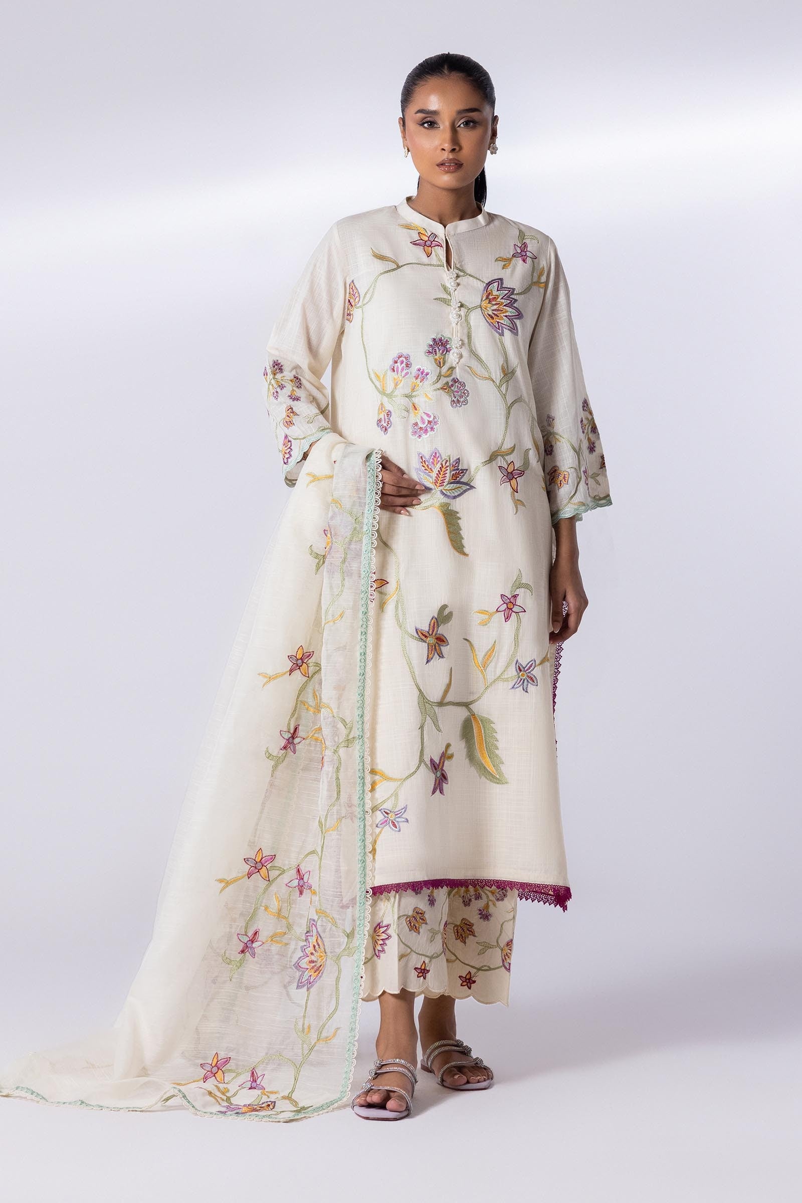 Stitched Cotton Slub Dupatta Main image