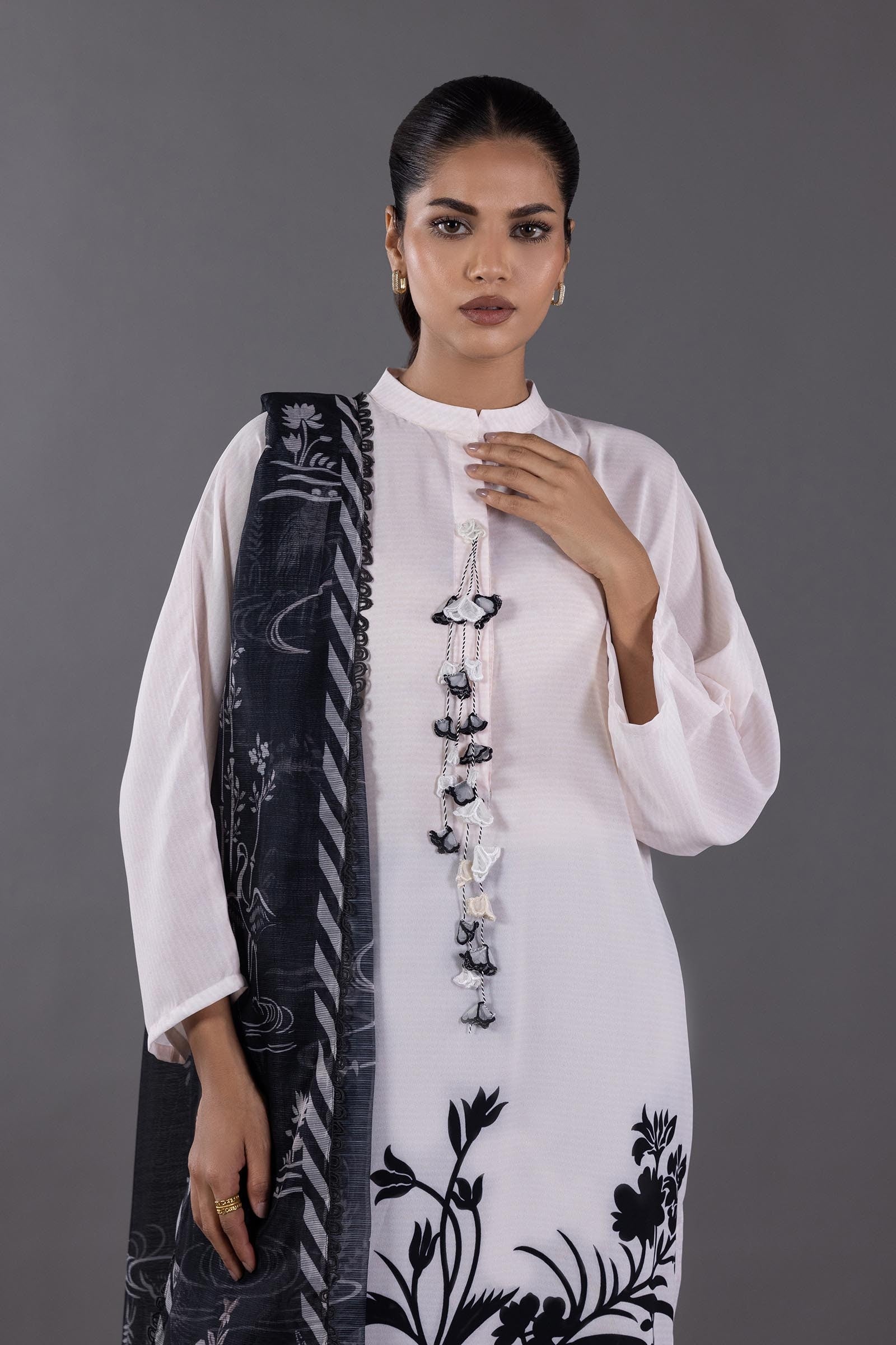 Stitched Crepe Shirt + Dupatta Secondary image