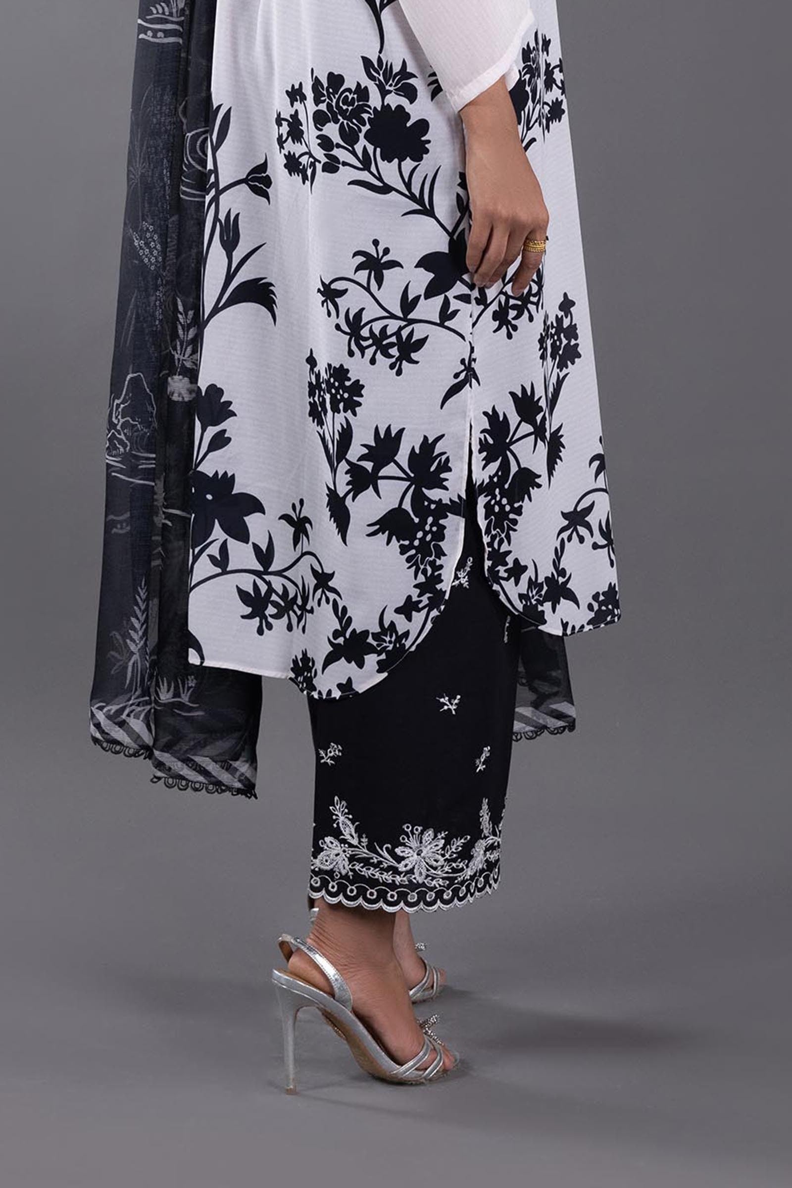 Stitched Embroidered Lawn Culotte Secondary image