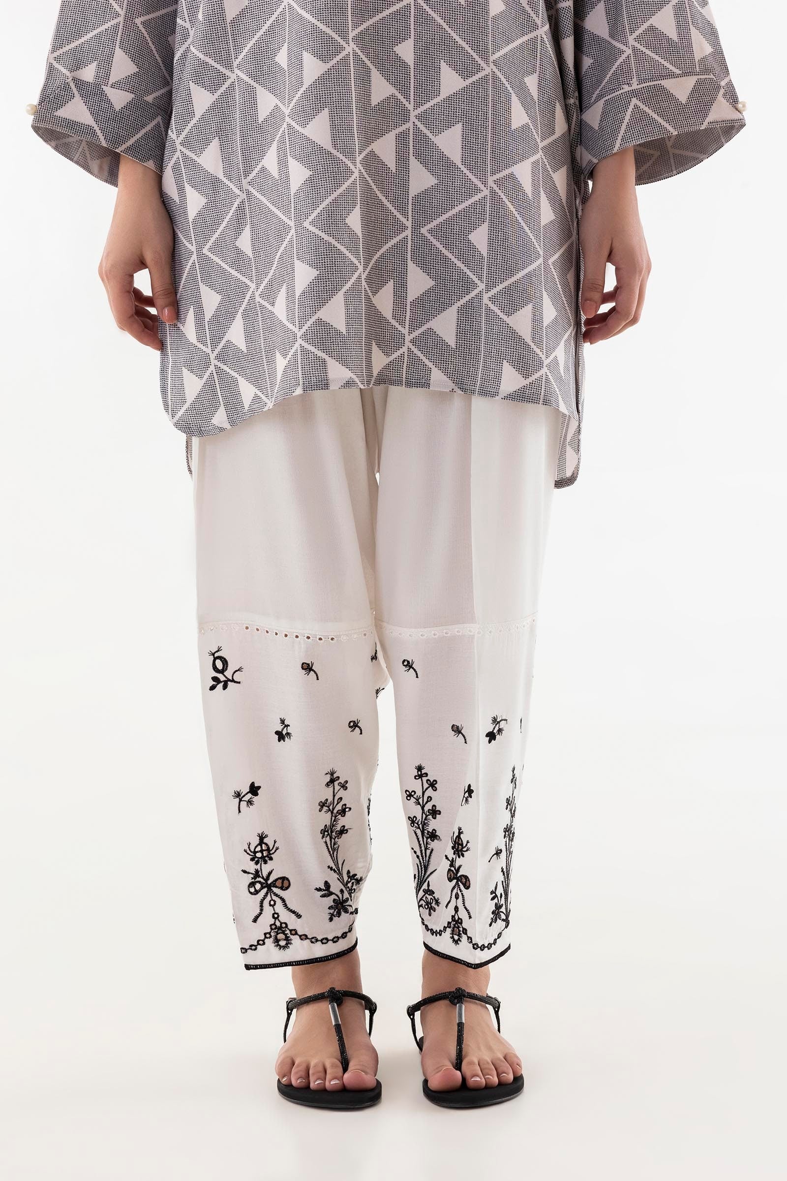Stitched Linen Embroidered Skinny Shalwar Main image